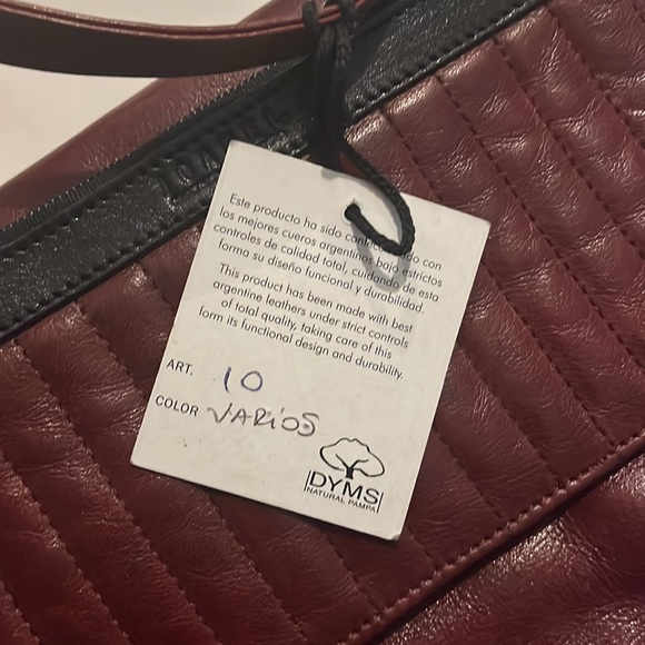 NWT Joanel Canada genuine leather crossbody bag 6 zip pockets, 1 flap inside - Picture 16 of 16